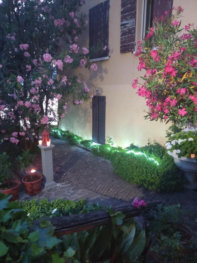 L'Oleandro Sul Lago D'Iseo B&B ซุลซาโน ภายนอก รูปภาพ