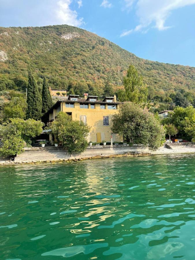 L'Oleandro Sul Lago D'Iseo B&B ซุลซาโน ภายนอก รูปภาพ